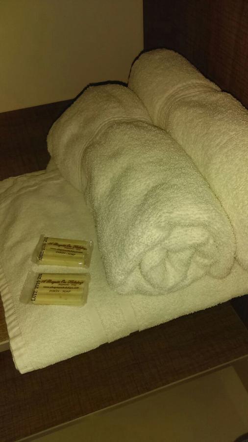 A Bogota On Holidays By Open - Hotel Cas-Embajada Americana Bagian luar foto