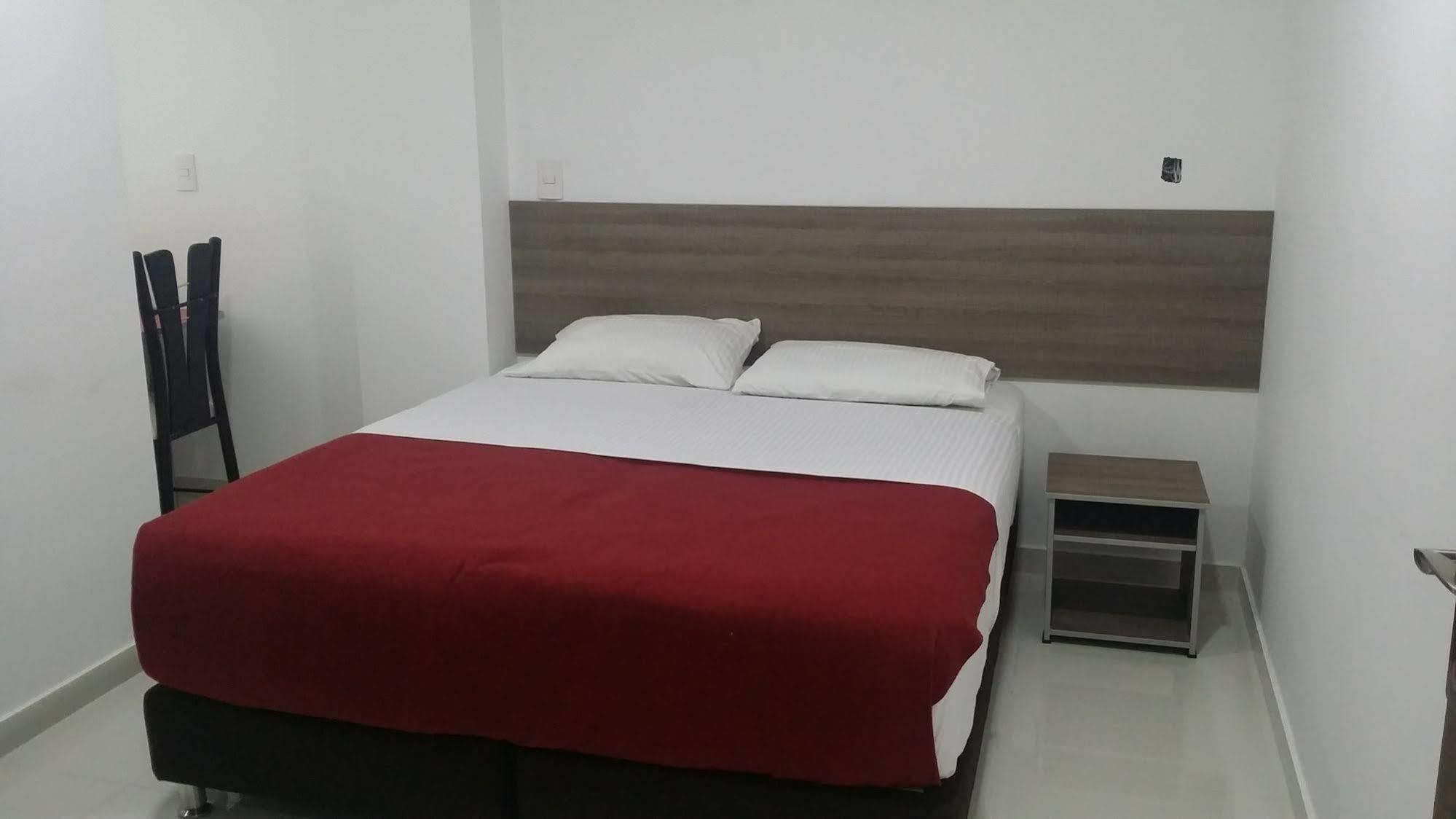 A Bogota On Holidays By Open - Hotel Cas-Embajada Americana Bagian luar foto